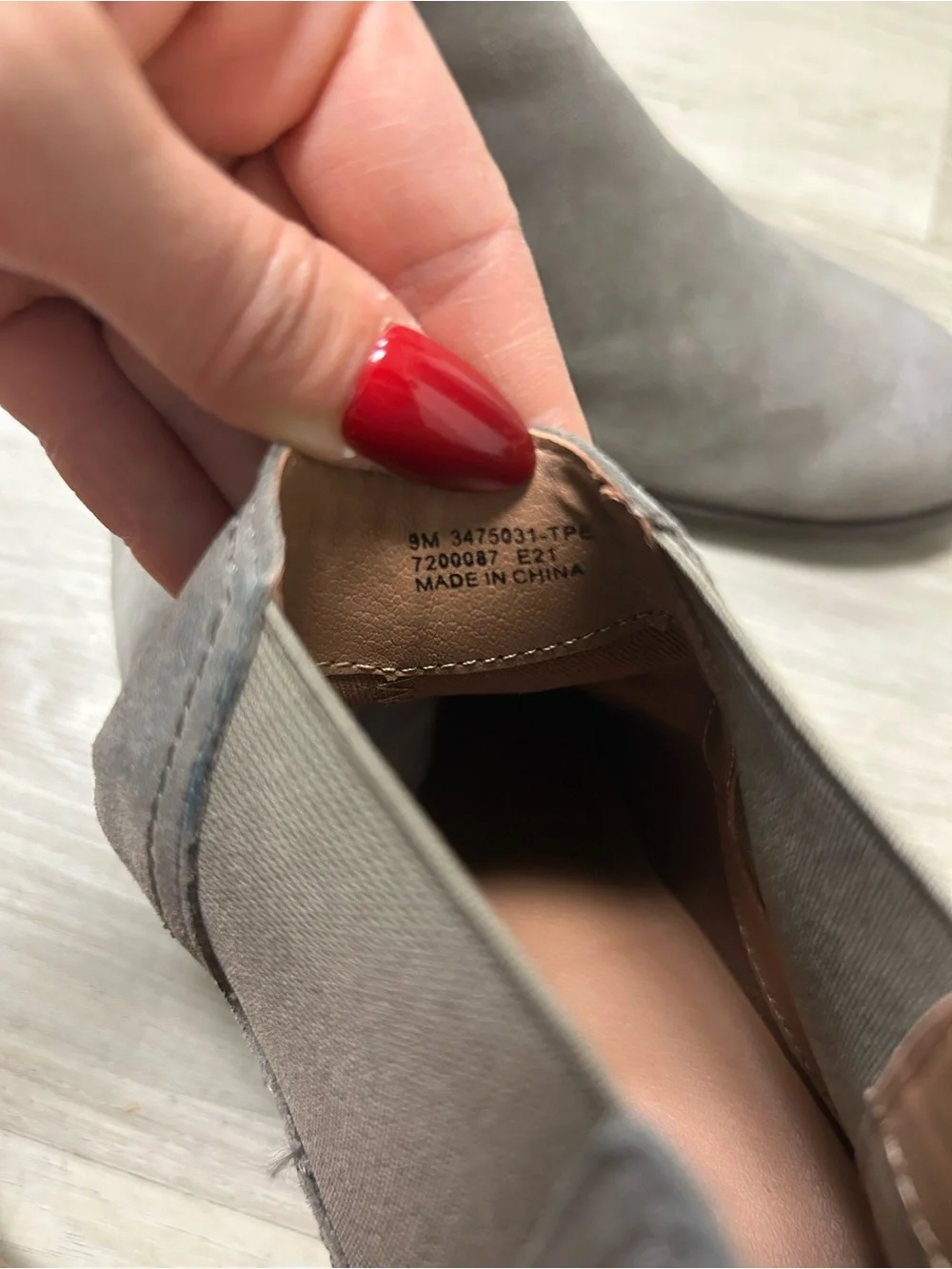 Frye Ankle Booties Chelsea Suede Women Sz 9M Taupe Pull On Boots Boho Minimalist